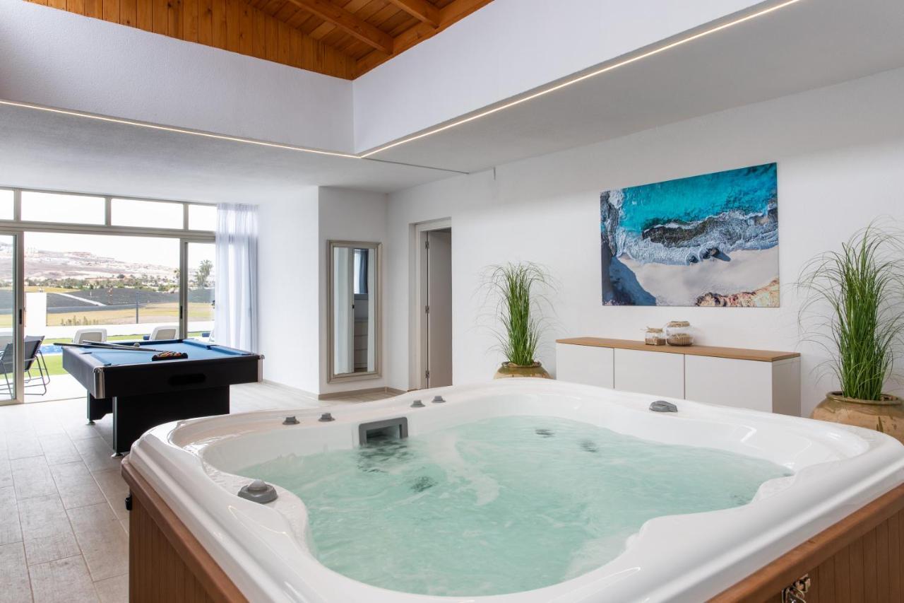 Luxury Villa Perla 칼레타데푸스테 외부 사진